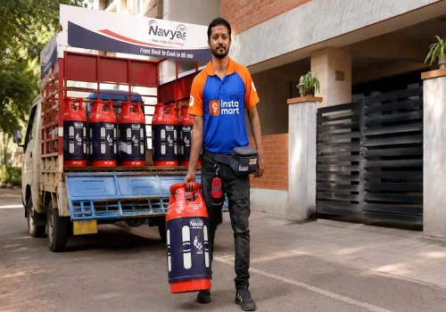 HPCL brings LPG to your doorstep at speed with HP Navya on Instamart