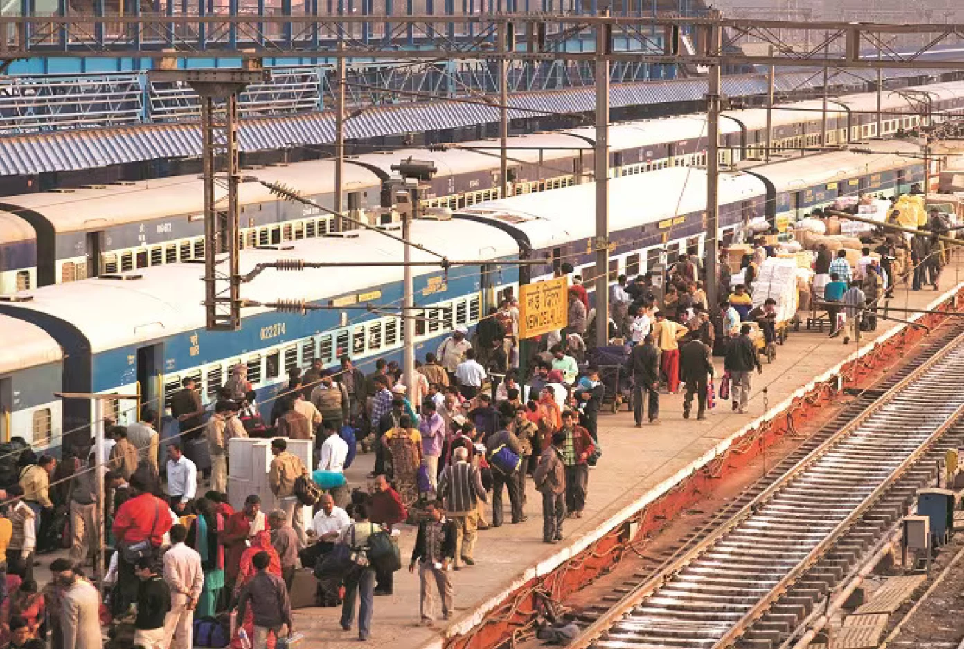 Think twice before littering, Indian Railways doubles penalty to Rs 1,000