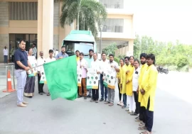Jangaon Collector Sandeep Kumar Jha takes campaign against bonded labour to workers