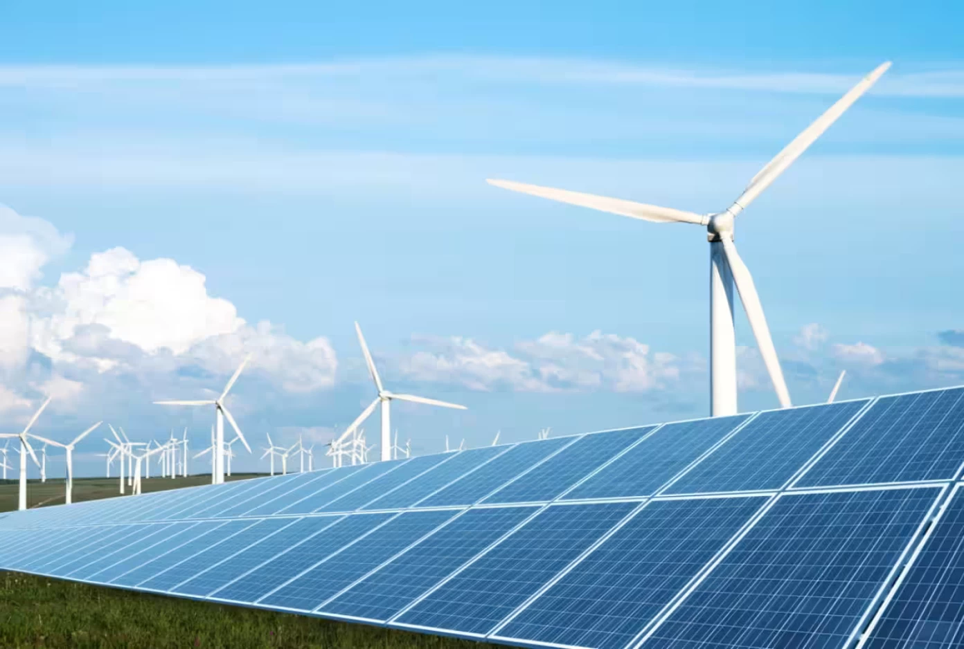 India crosses 300 GW non-fossil power capacity, advances towards 500 GW 2030 target