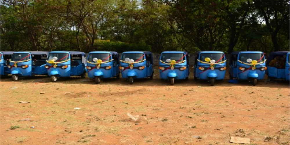 Rapido collaborates with IndoFast Energy to deploy 10,000 swappable Piaggio EVs across India Rapido collaborates with IndoFast Energy to deploy 10,000 swappable Piaggio EVs across India
