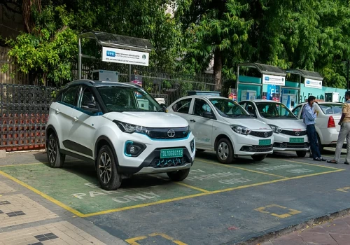 Uber partners with Delhi Government to support cleaner commuting choices