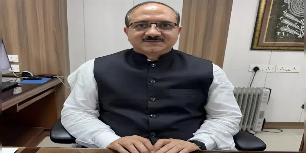 Bhuvnesh Kumar takes charge as CEO of UIDAI Bhuvnesh Kumar takes charge as CEO of UIDAI