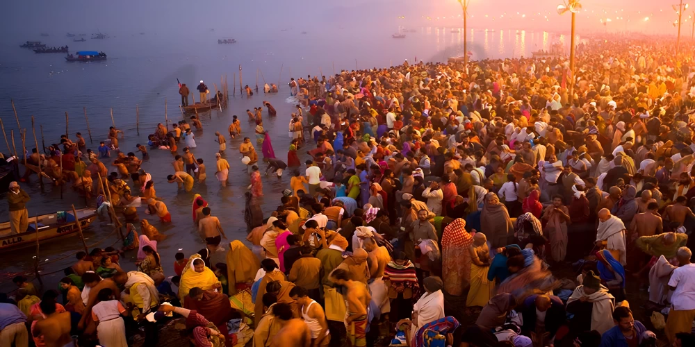 Mahakumbh 2025: Over 1000 medical personnel deployed for the safety of devotees on Mauni Amavasya Mahakumbh 2025: Over 1000 medical personnel deployed for the safety of devotees on Mauni Amavasya