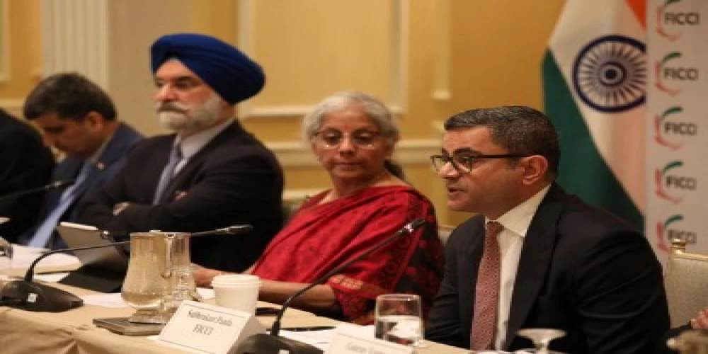 FICCI hosts FM’s business roundtable in Washington DC FICCI hosts FM’s business roundtable in Washington DC