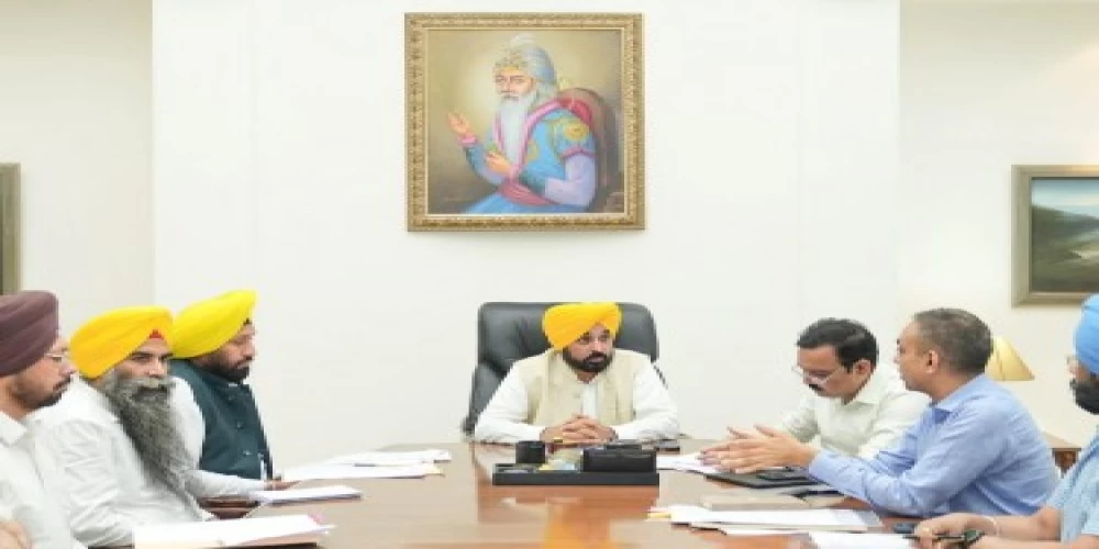 Punjab to introduce e-Vehicle service in Ludhiana and Jalandhar, e-autos in Amritsar: CM Punjab to introduce e-Vehicle service in Ludhiana and Jalandhar, e-autos in Amritsar: CM