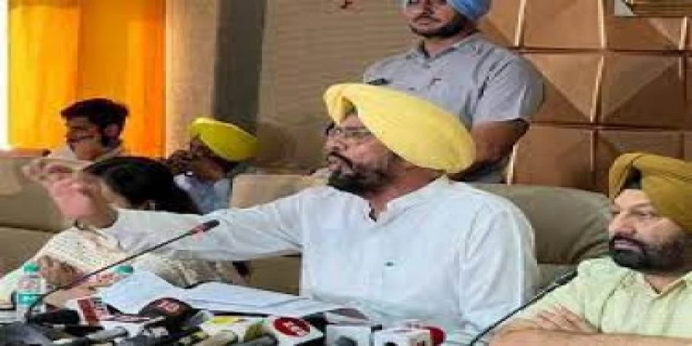 Curbing stubble burning is a top priority: Punjab Agriculture Minister Curbing stubble burning is a top priority: Punjab Agriculture Minister