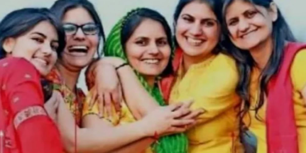 5 Sisters As Bureaucrats: A Rare Example of Grit And Perseverance! 5 Sisters As Bureaucrats: A Rare Example of Grit And Perseverance!