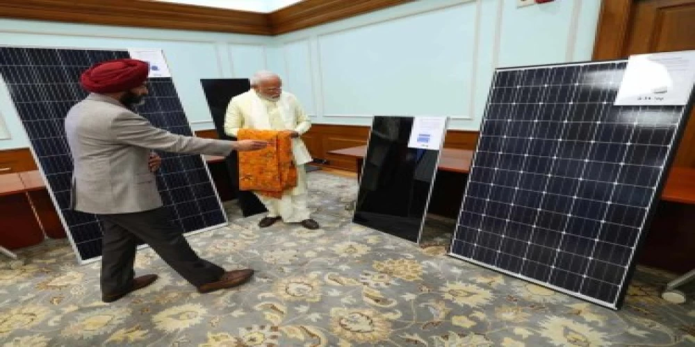 PM announces “Pradhanmantri Suryodaya Yojana” to install rooftop solar on 1 crore houses PM announces “Pradhanmantri Suryodaya Yojana” to install rooftop solar on 1 crore houses