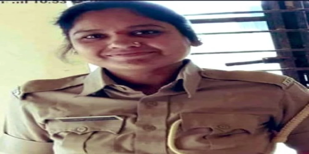Sacrifice of Swati Dumane points to pressing need for equipping field staff with weapons; IFSA flagged the issue in 2020 Sacrifice of Swati Dumane points to pressing need for equipping field staff with weapons; IFSA flagged the issue in 2020