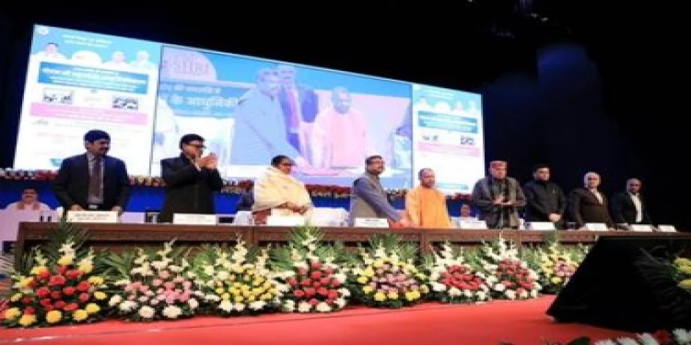 Dharmendra Pradhan and CM Yogi Adityanath launch 928 PM SHRI Schools in Lucknow Dharmendra Pradhan and CM Yogi Adityanath launch 928 PM SHRI Schools in Lucknow
