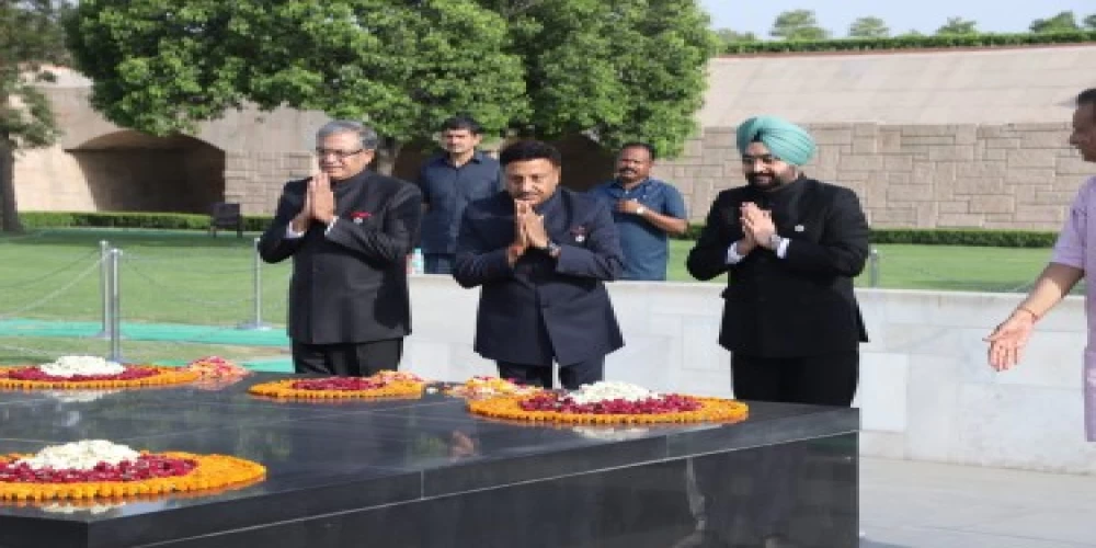 Commission dedicates violence-free polls to the Father of the Nation Commission dedicates violence-free polls to the Father of the Nation