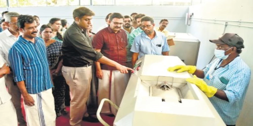 Ernakulam DC inaugurates Kochi's first decentralised organic waste composting plant Ernakulam DC inaugurates Kochi's first decentralised organic waste composting plant