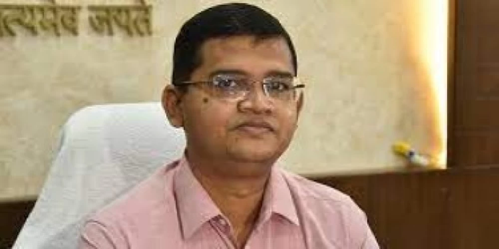 Swapnil Dinakar Pundkar appointed Vijayawada MC Commissioner Swapnil Dinakar Pundkar appointed Vijayawada MC Commissioner
