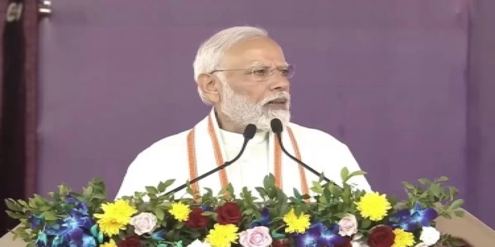 The Prime Minister inaugurates, dedicates, and lays the foundation for projects worth around 5,800 crores in Mehsana, Gujarat. The Prime Minister inaugurates, dedicates, and lays the foundation for projects worth around 5,800 crores in Mehsana, Gujarat.