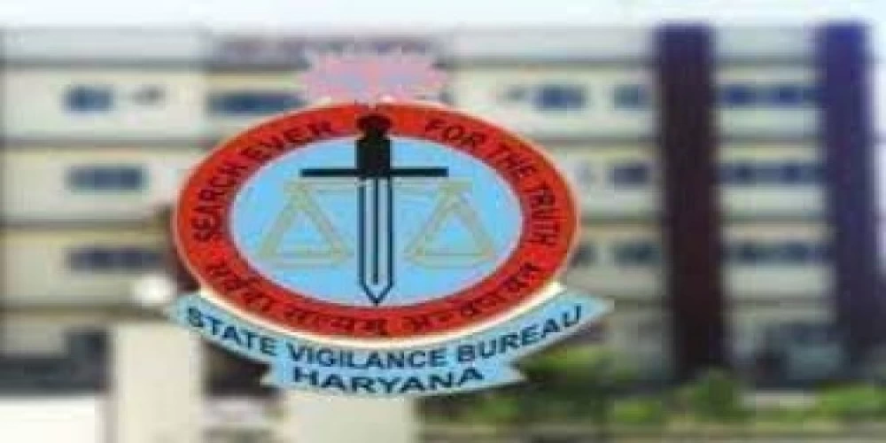 Haryana Vigilance nabs six officials taking bribes in 24 hours Haryana Vigilance nabs six officials taking bribes in 24 hours