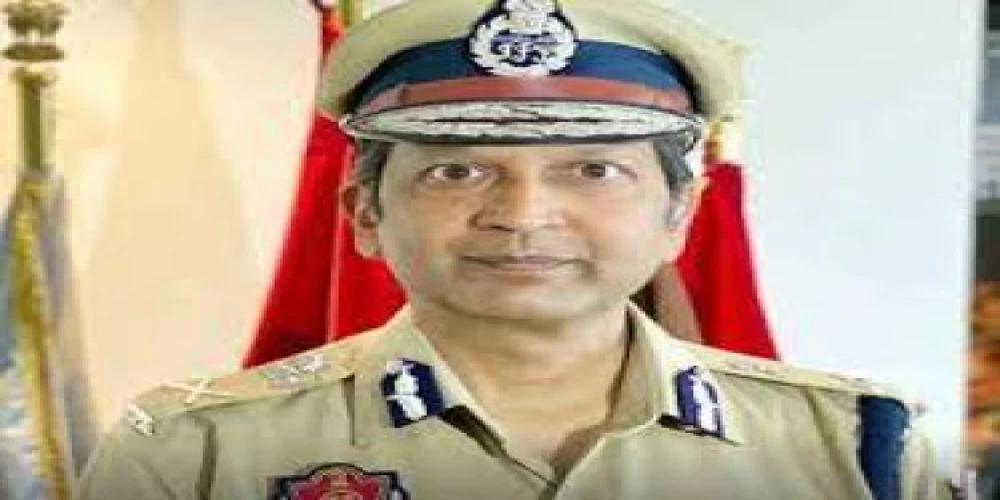 Dinkar Gupta takes charge as NIA chief Dinkar Gupta takes charge as NIA chief