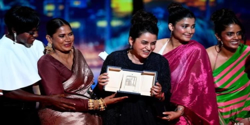 India's historic triumph at Cannes: Payal Kapadia wins Grand Prix Award for 'All We Imagine as Light' India's historic triumph at Cannes: Payal Kapadia wins Grand Prix Award for 'All We Imagine as Light'