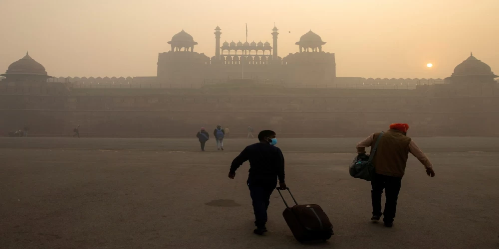 Delhi’s air pollution turning Red Fort black, finds study