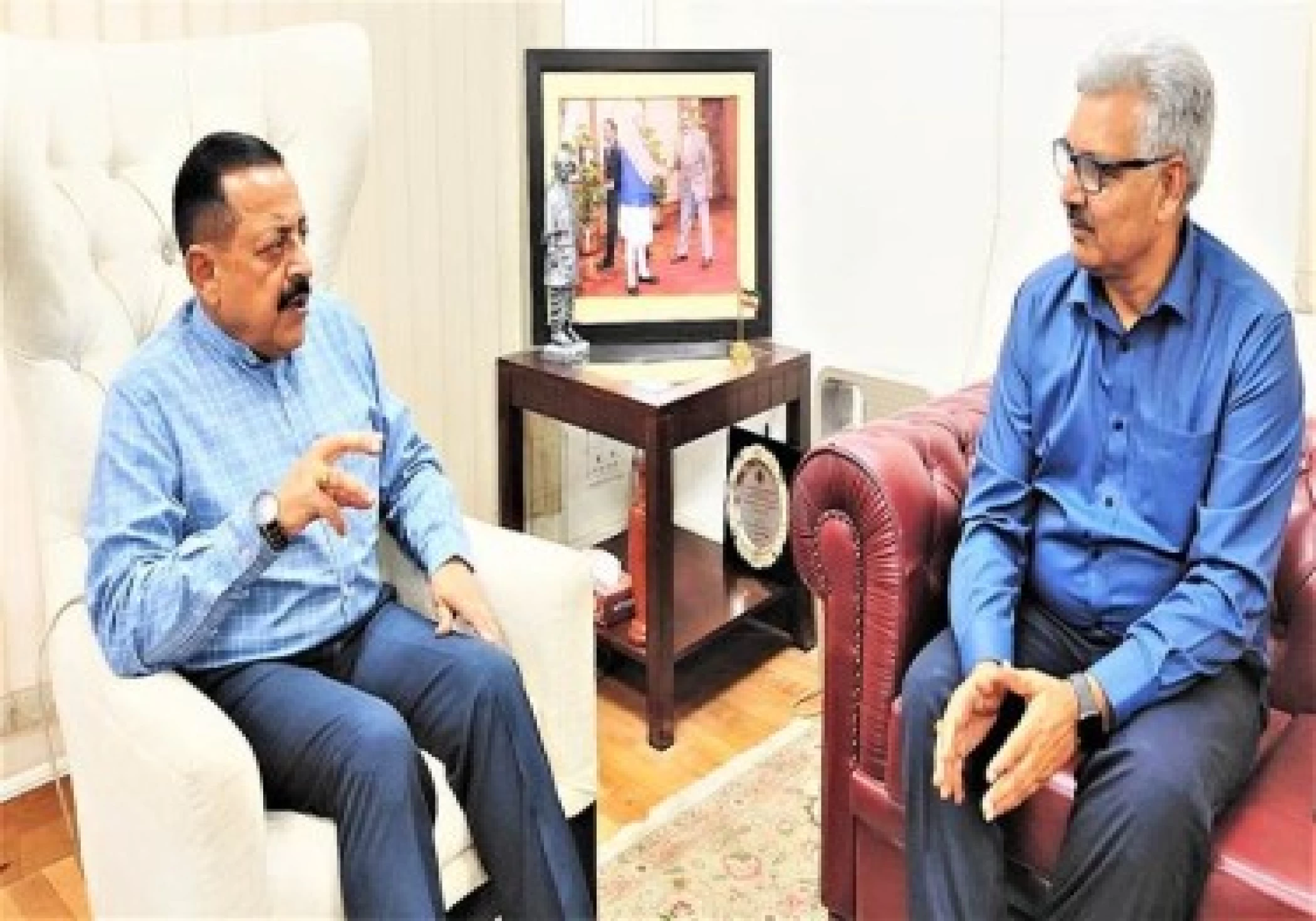 NHPC CMD meets Union Minister Dr Jitendra Singh, briefs him about ongoing projects in J&K