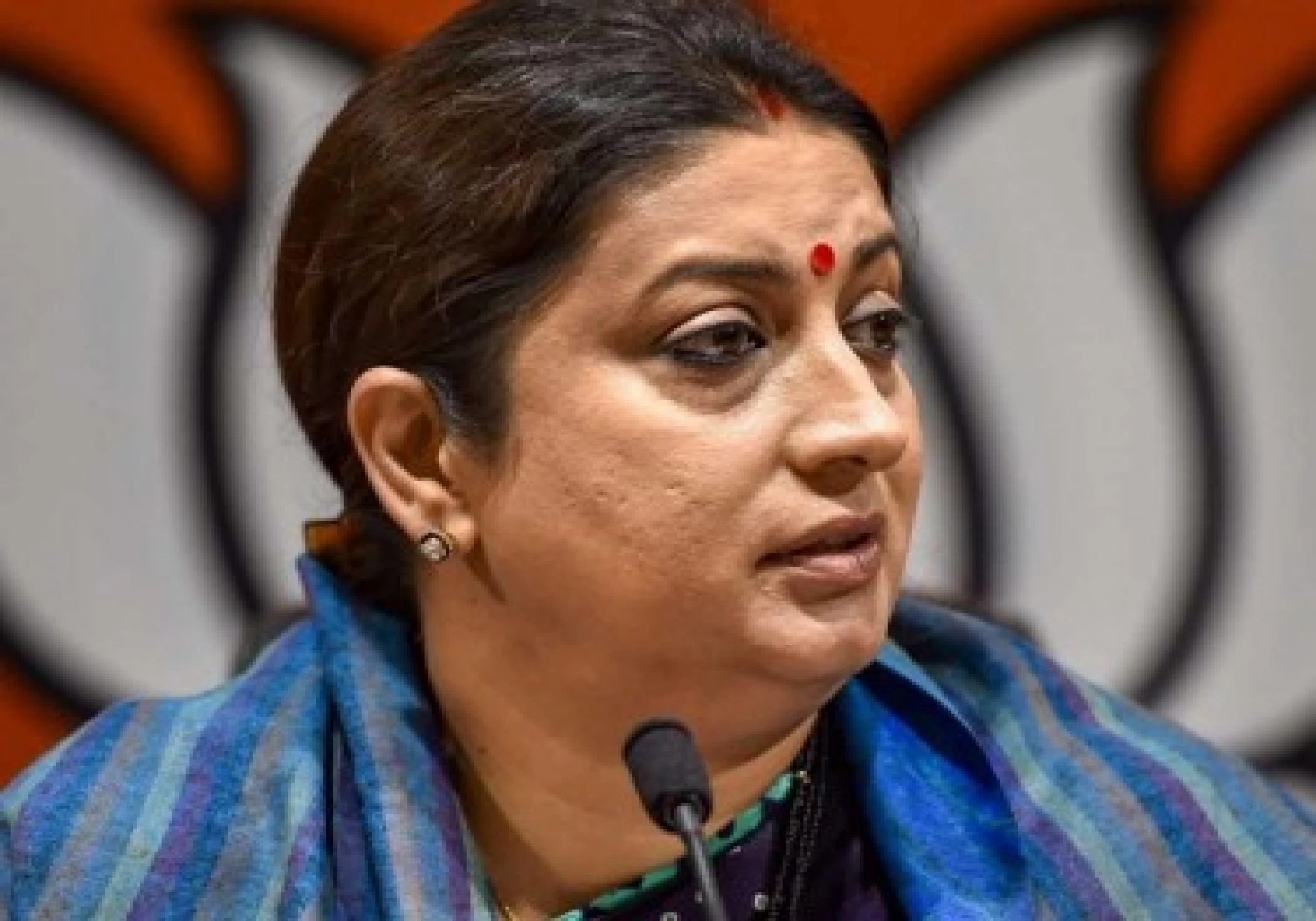 Over 10 cr people employed in textile sector: Smriti Irani