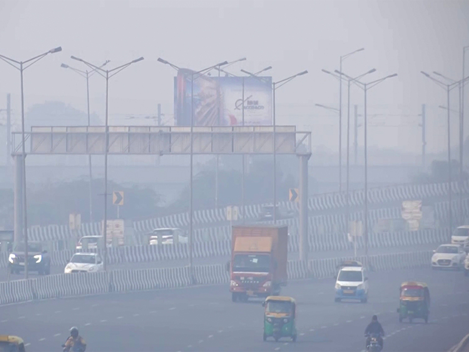 Delhi tightens pollution controls as WFH, fuel curbs and BS-6 entry ban kick in