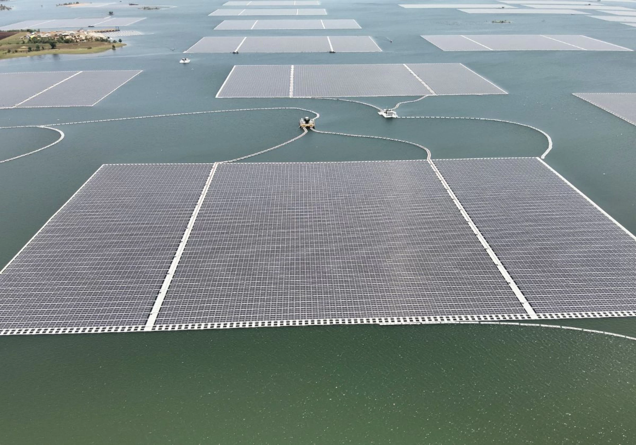 SJVN’s 90 MW Omkareshwar Floating Solar Project successfully commissioned