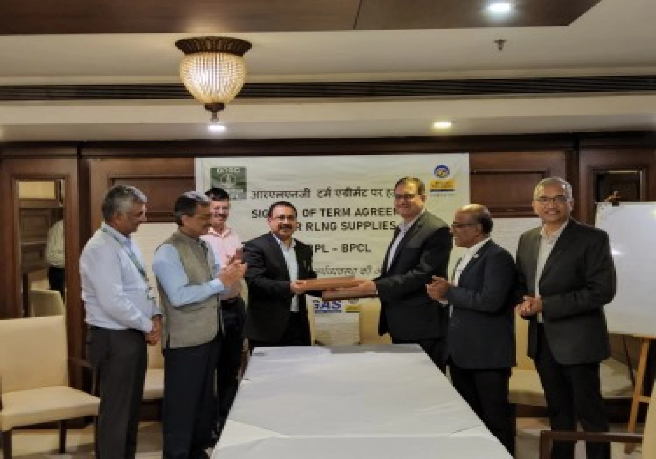 MRPL Strengthens Green Initiatives with Long-Term RLNG Pact with BPCL