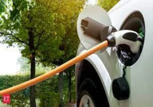 Omaxe partners with Jio-bp to set up EV charging & swapping infra