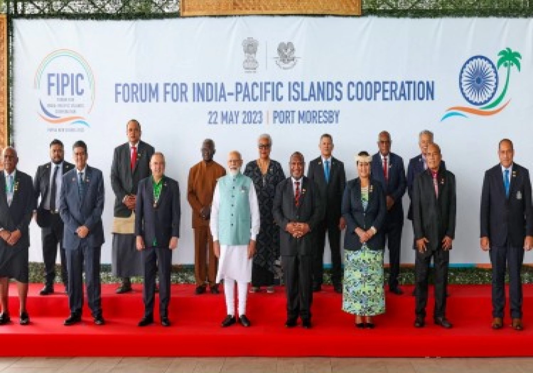 PM interacts with alumni of Indian Technical and Economic Cooperation courses in Papua New Guinea